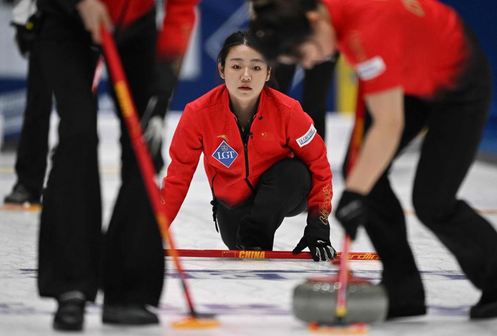 罗马诺：迪乌夫的最终转会费为2500万欧元，并已确保全额支付