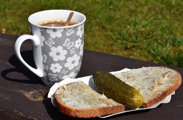 虽相比沙特 虽相比沙特